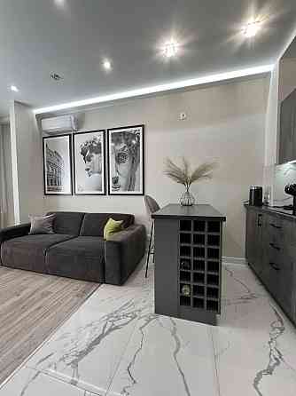 Продаж Квартира 3-кімнатна, 5/16 поверх на Максимовича Михайла вул., д. 24А Kiev