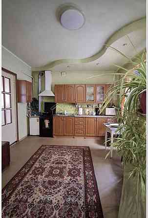 Оренда Будинок 3-кімнатний на вул. Барабашова Kharkiv