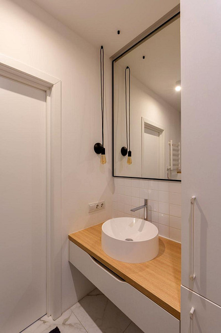 Продаж Квартира 2-кімнатна, 4/9 поверх на Салютна вул., д. 2б Київ - фото 8