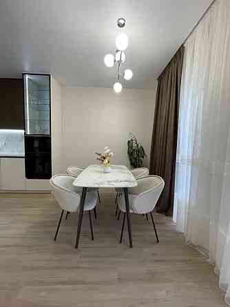 Продаж 2-поверховий Будинок з ділянкою 2 сот 100 кв.м 3 кімн. на Млинівська вул. Рівне