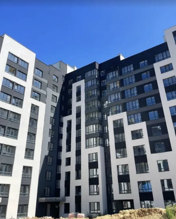 Продаж 2к квартири 68.4 кв. м на вул. Львівська Ternopil'