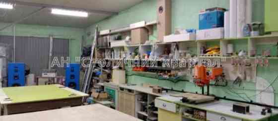 Продаж приміщення вільного призначення на Пухівська вул., 2 Київ