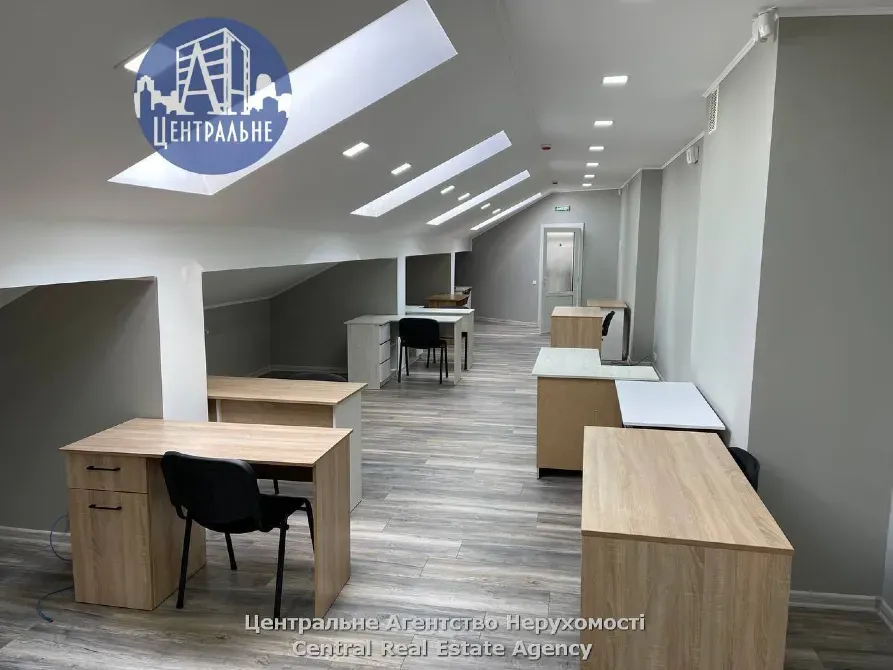 Сдаётся Бизнес-центр / Административное здание площадь 70 кв.м 3-й этаж Черновцы Міцкевича Черновцы - изображение 5