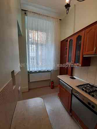 Оренда Будинок 2-кімнатний на Рейтарська вул., 20/24 Київ