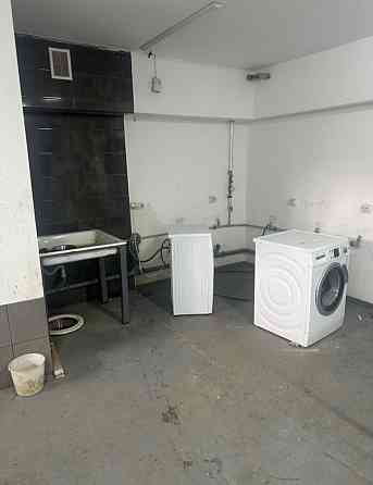 Продаж торгове приміщення на Галицька 2а Угринів