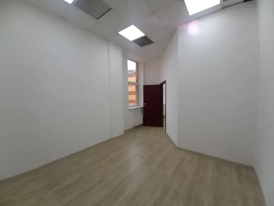 Сдаётся Офисные помещения площадь 128 кв.м  Днепр Кельнський бульвар Днепр