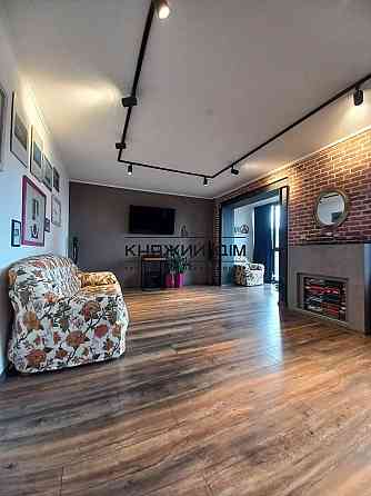 Продаж Квартира 3-кімнатна, 15/16 поверх на Анны Ахматовой ул. Kiev