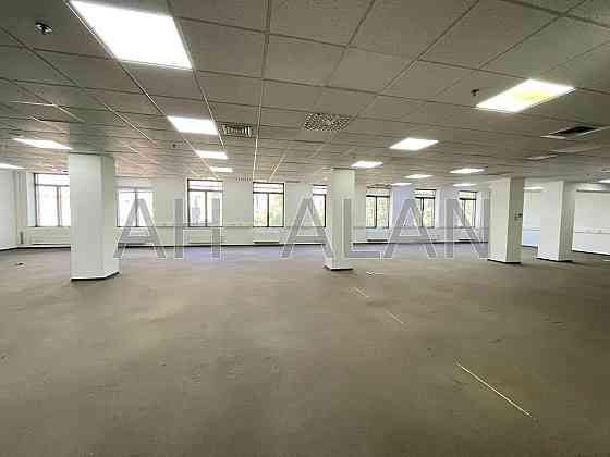 Оренда офісне приміщення на Хрещатик вул., 19 поверх - 3/4 Київ