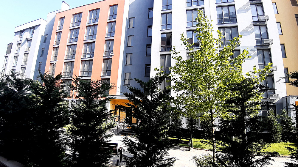 Просторная квартира с террасой в Крыжановке — 15 минут до моря Крижанівка (Комінтернівський район) - фото 1