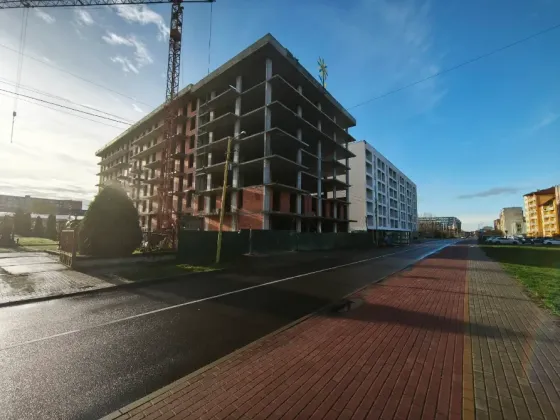 For sale 1-room Apartment 44 sq.m Богомольця 17 Uzhhorod