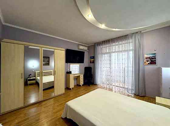 Продаж Квартира 3-кімнатна, 4/4 поверх на Нигояна, 42 Днепр