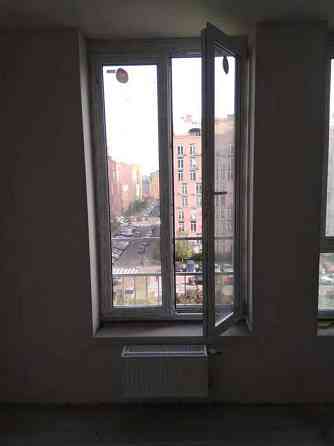 Оренда Квартира 1-кімнатна, 6/9 поверх на пр. Соборности, 17 Kiev