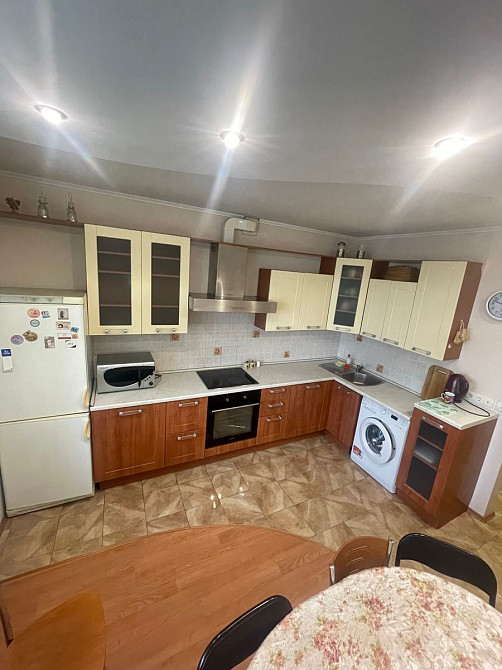 Оренда Квартира 1-кімнатна, 10/23 поверх на Миколи Бажана, 10 Київ - фото 1