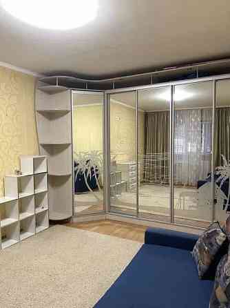 Оренда Квартира 2-кімнатна, 8/14 поверх на ул. Академика Ефремова, 19 Киев