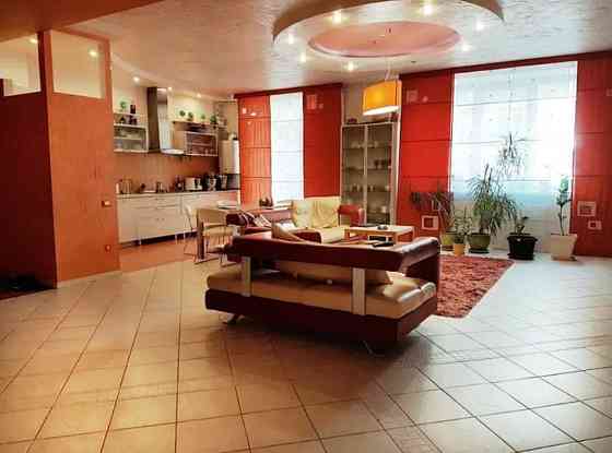 Светлая просторная квартира в Аркадии. Одеса