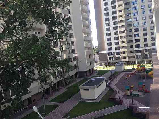 Оренда Квартира 1-кімнатна, 4/21 поверх на ул. Сикорского Київ