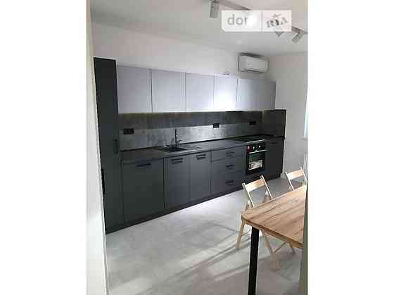 Оренда Квартира 1-кімнатна, 21/25 поверх на пр. Соборности, 30 Київ