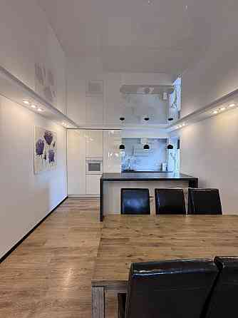 Продаж 3к Квартира 108 кв.м проспект Миру 21 Житомир