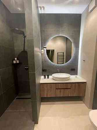 Продаж Квартира 3-кімнатна, 3/23 поверх на Трускавецька вул., д. 10г Київ