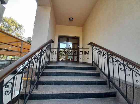 Оренда офісне приміщення на Котельникова Михаила ул. поверх - 2/3 Kiev