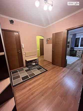 Оренда Квартира 2-кімнатна, 17/18 поверх на Академіка Заболотного, 76 Киев