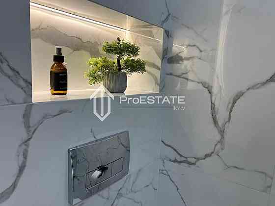 Продаж Квартира 1-кімнатна, 23/25 поверх на вул. Ревуцького Київ