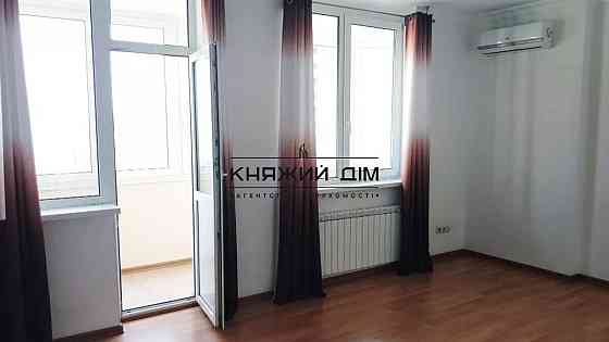 Продається простора 4-кімнатна квартира по вул. Чавдар Єлизавети. Метро Осокорки. Код об'єкту: 21145321 Kiev