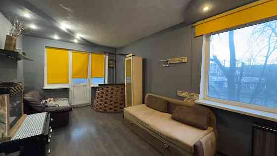 Продаж Квартира 3-кімнатна, 2/9 поверх на Борщагівська вул., д. 8 Kiev