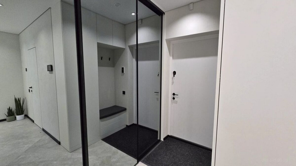 Продаж Квартира 2-кімнатна, 14/25 поверх на Днепровская набережная, 18А Київ - фото 2