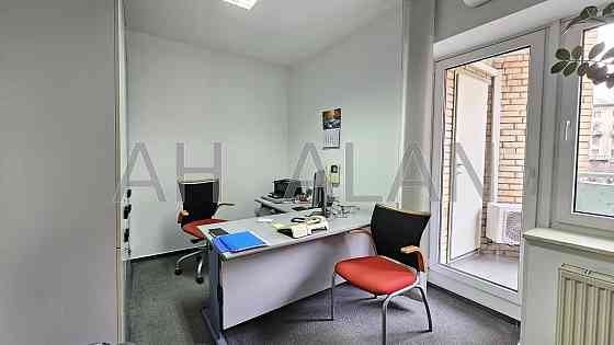 Оренда офісне приміщення на Велика Васильківська вул., 9/2 приміщень - 5, поверх - 3/9 Kiev