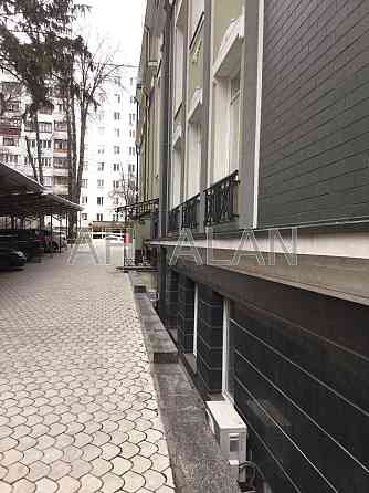 Оренда офісне приміщення на вул. Василя Тютюнника поверх - 1/5 Київ