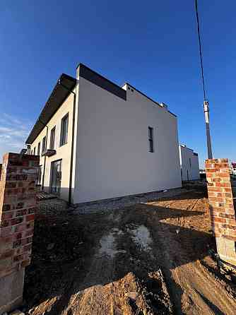 Продаж Будинок на Парафіяльна Криховцы