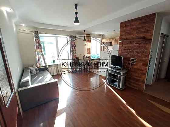 Оренда Квартира 2-кімнатна, 3/9 поверх на вул. Велика Васильківська Київ