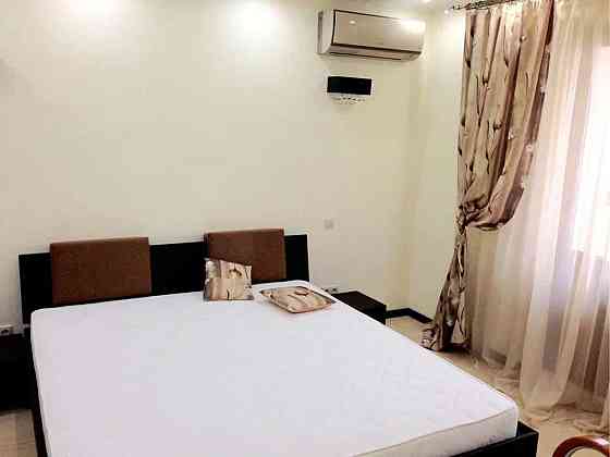 Оренда Квартира 1-кімнатна на ул. Автозаводская, 15а Киев