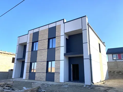 Продаж 2-поверховий   120 кв.м 4 кімн. на Кулика і Гудачека (Макарова) вулиця Рівне - фото 1