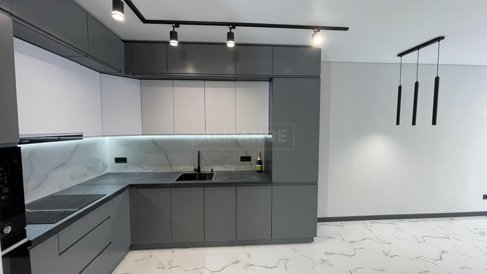 Продаж 2к Квартира 61.7 кв.м Комфорт Парк Івано-Франківськ - фото 1