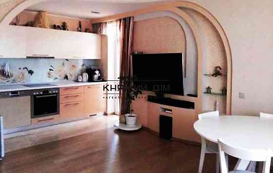 СРОЧНО продам шикарная 3-х. ком. в Новом доме. Метро Вокзальная. Код объекта:21117429 Київ