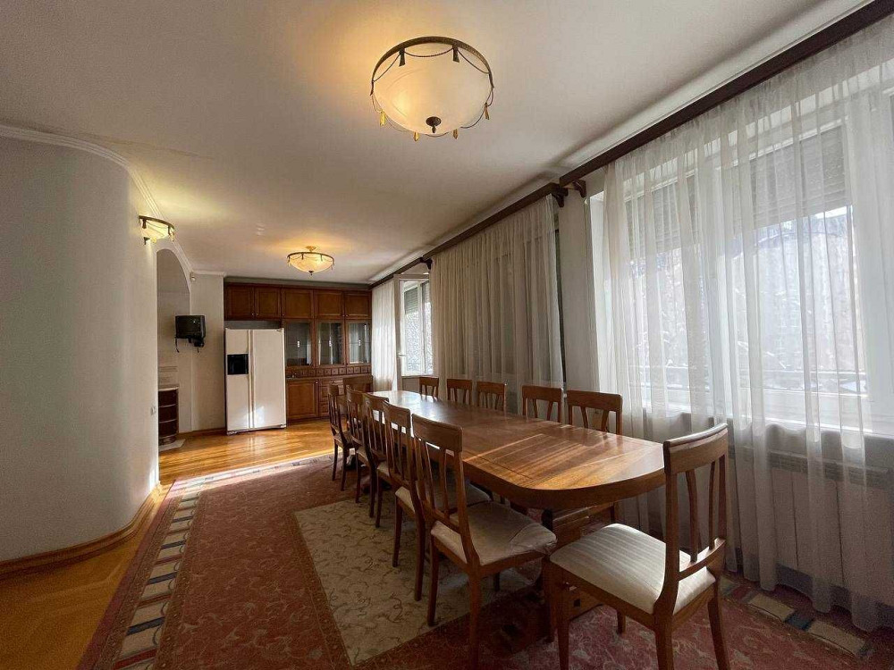 Продаж Квартира 3-кімнатна, 2/5 поверх на Саксаганського вул., д. 29 Київ - фото 1