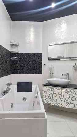 Продаж Квартира 4-кімнатна, 15/17 поверх на Харьковское шоссе вул., д. 56 Київ