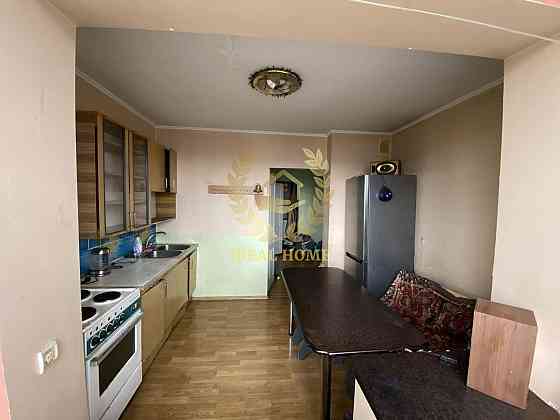 Простора 2-кімнатна квартира на початку Троєщини, гарна інфраструктура Київ