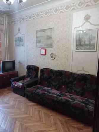 Оренда Квартира 2-кімнатна, 2/5 поверх на ул. Богдана Хмельницкого Київ