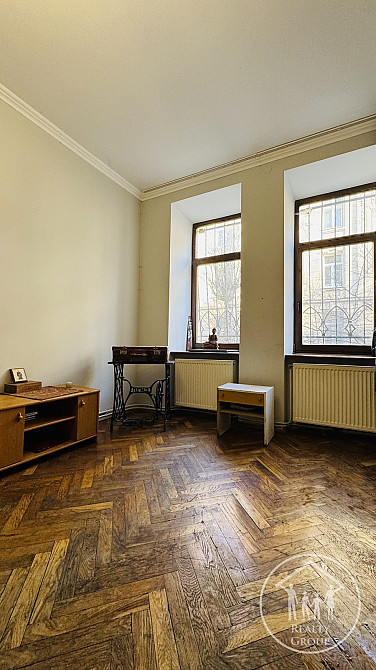 Продаж 3к Квартира 65 кв.м Леонтовича вул. Львів - фото 2