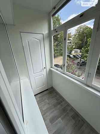 Продаж Квартира 3-кімнатна, 2/9 поверх на Космонавтів Vinnytsya