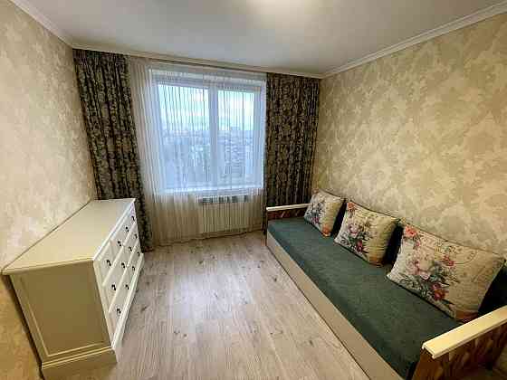 Оренда Квартира 2-кімнатна, 13/17 поверх на Павла Тичини, 20 Kiev