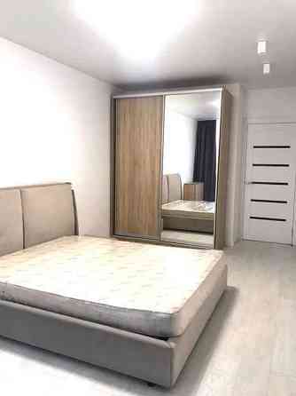 Оренда Квартира 2-кімнатна, 2/10 поверх на ул. Глубочицкая Київ