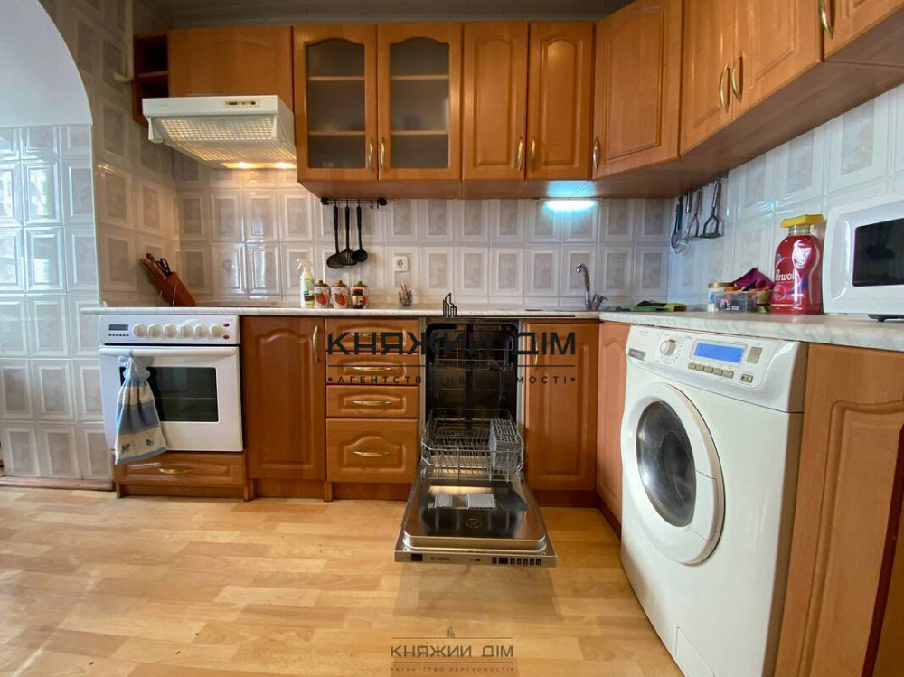 Оренда Квартира 3-кімнатна, 7/15 поверх на Урицкого ул./ Липкивского Василия Київ - фото 16