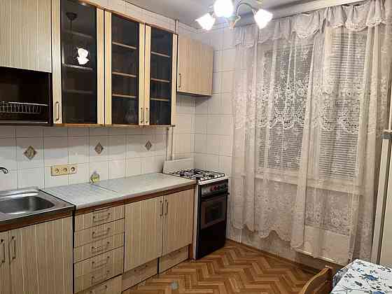 Оренда Квартира 2-кімнатна, 7/10 поверх на Срібнокільська, 24 Киев