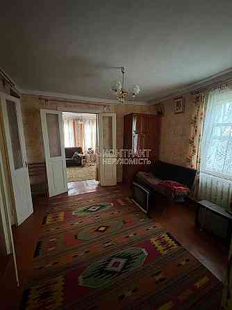 Продаж Будинок 4-кімнатний на вул. Основянский Kharkiv