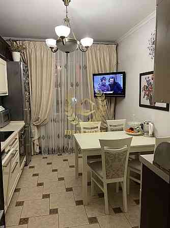 Продаж комфортної 3-х кімнатної квартири на Деміївці Київ