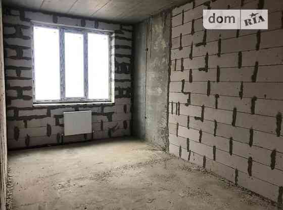 Продаж комерційне приміщення на массив Радужный, 21 приміщень - 2, поверх - 1 Лиманка